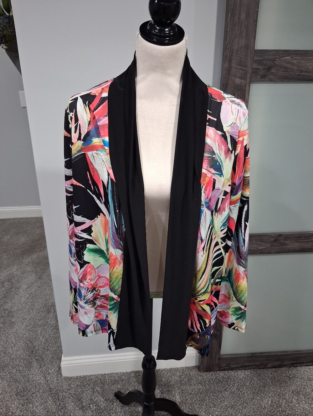 2 Piece Michael Tyler Abstract Print Tank & Open Front Knit Jacket Size XL